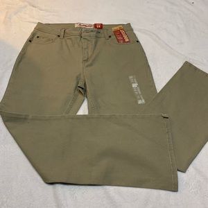 💙 Petite NWT Missy Boot Jean in barley